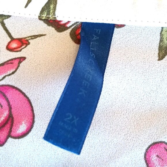 Falls Creek Floral Print V-Neck 3/4 Sleeve Blouse Woman's Plus Size 2X - Picture 3 of 4